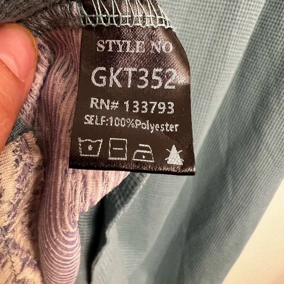 POL - Ballet Balcony Top - Picture 9 of 12